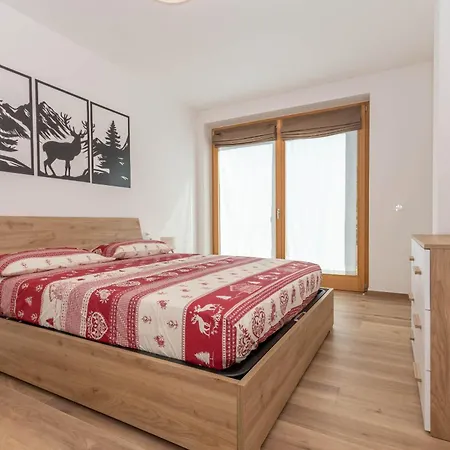 Alpine Haven Apartment