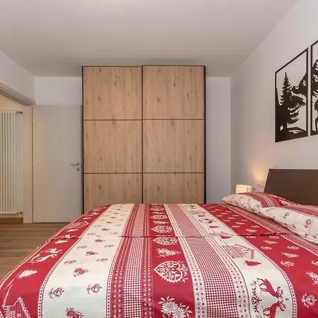 Alpine Haven Apartment